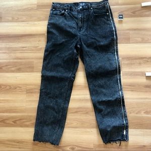 Abercrombie & Fitch ultra high rise mom jean with zippers